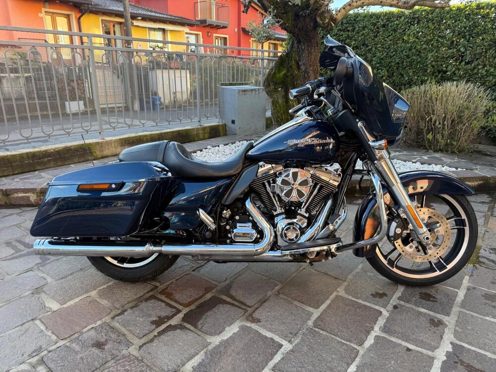 Harley-Davidson 1690 Street Glide Special (2014 - 16) - FLHX (2)
