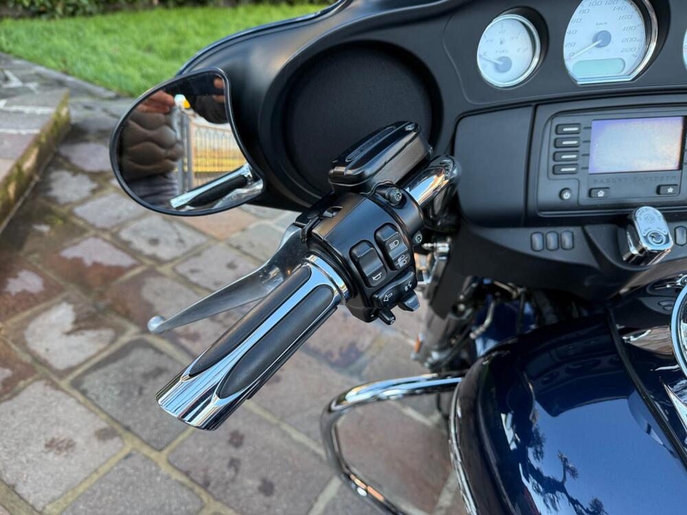 Harley-Davidson 1690 Street Glide Special (2014 - 16) - FLHX (10)