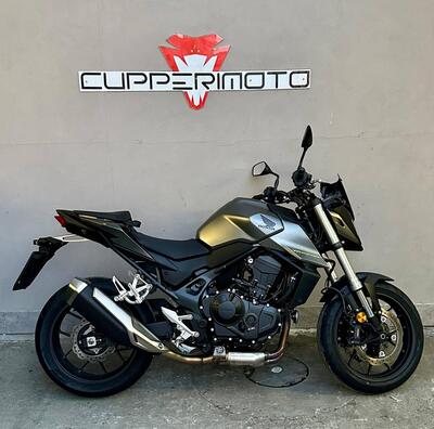 Honda CB 750 Hornet (2023 - 24) usata