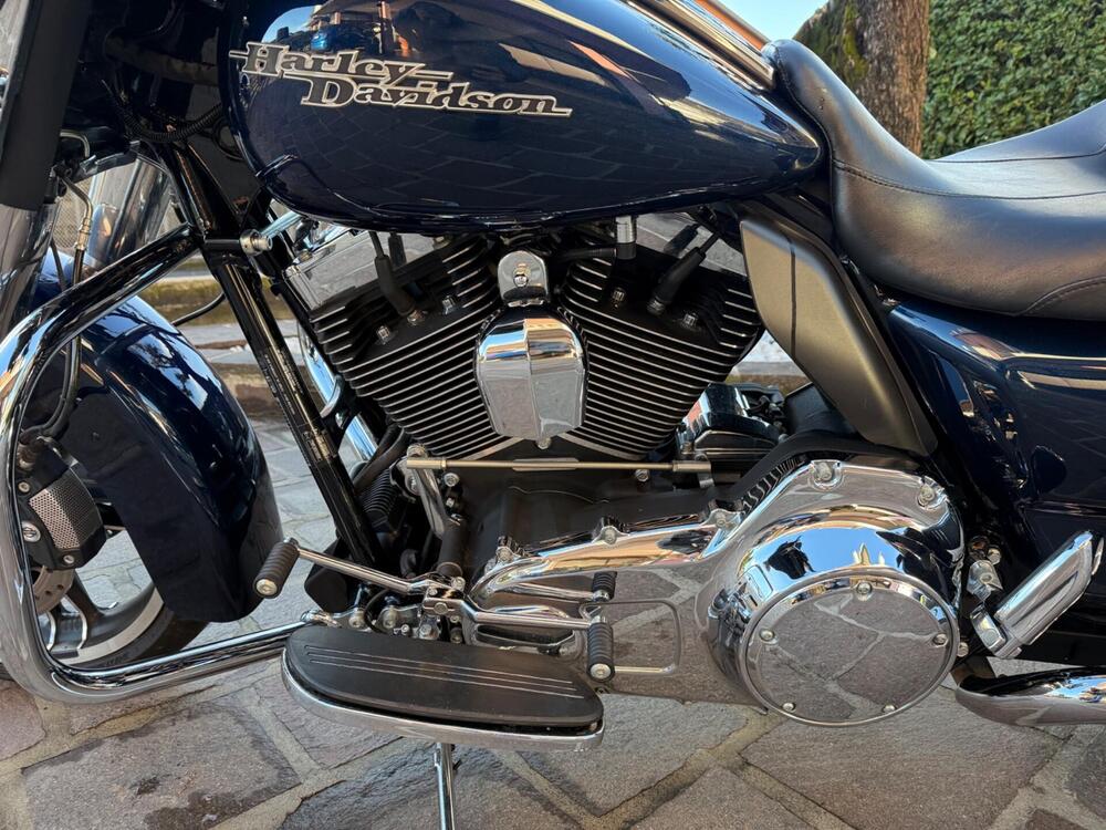 Harley-Davidson 1690 Street Glide Special (2014 - 16) - FLHX (7)