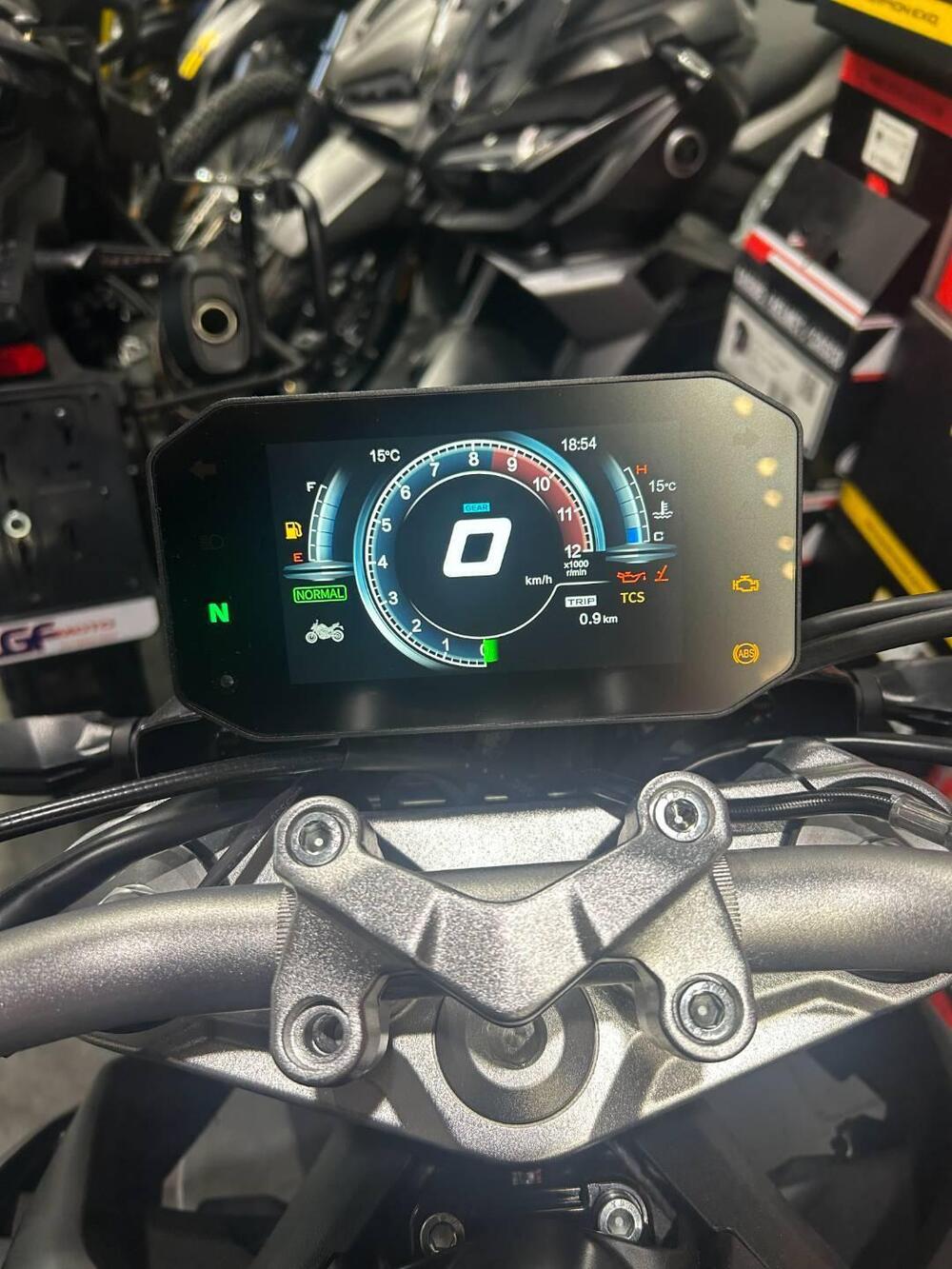 Voge Brivido 625R (2025 - 26) (13)