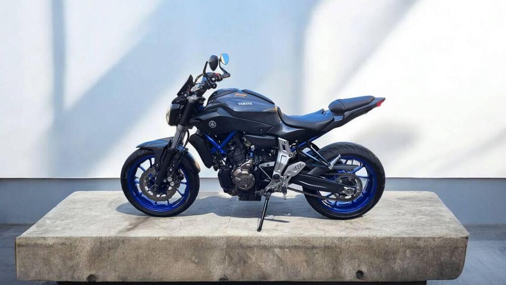 Yamaha MT-07 ABS (2014 - 16) (2)