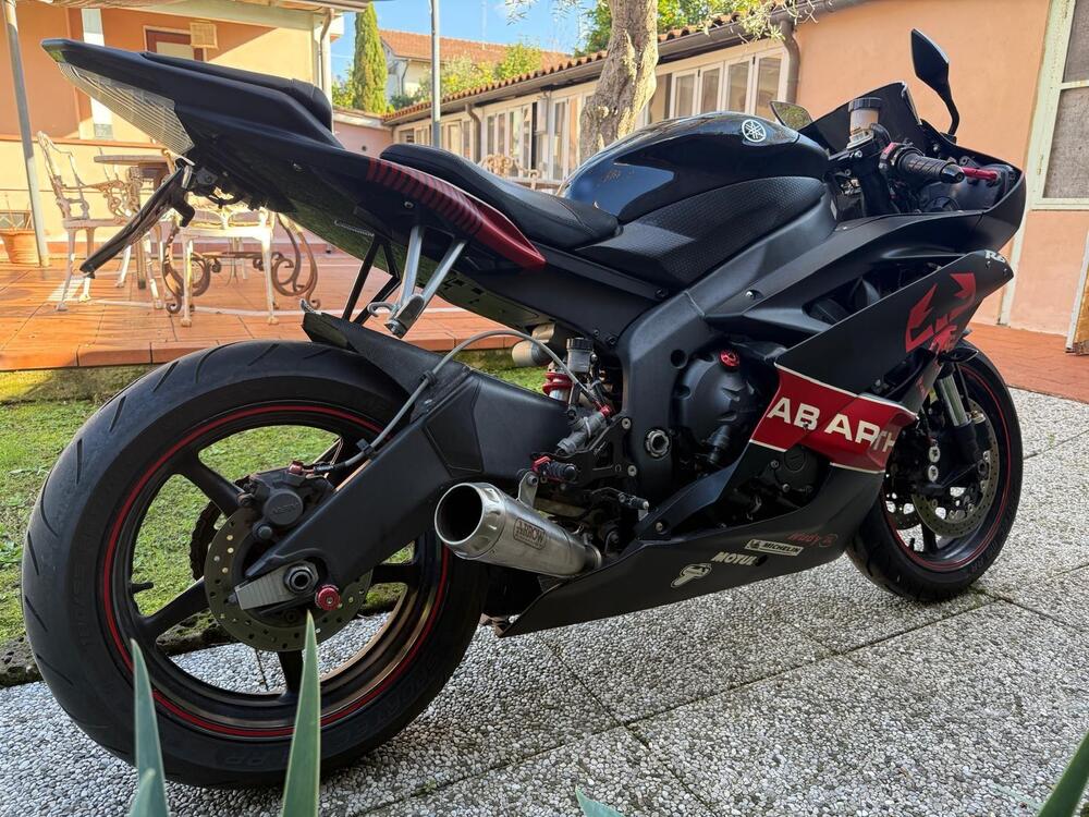 Yamaha YZF R6 (2006 - 07) (6)