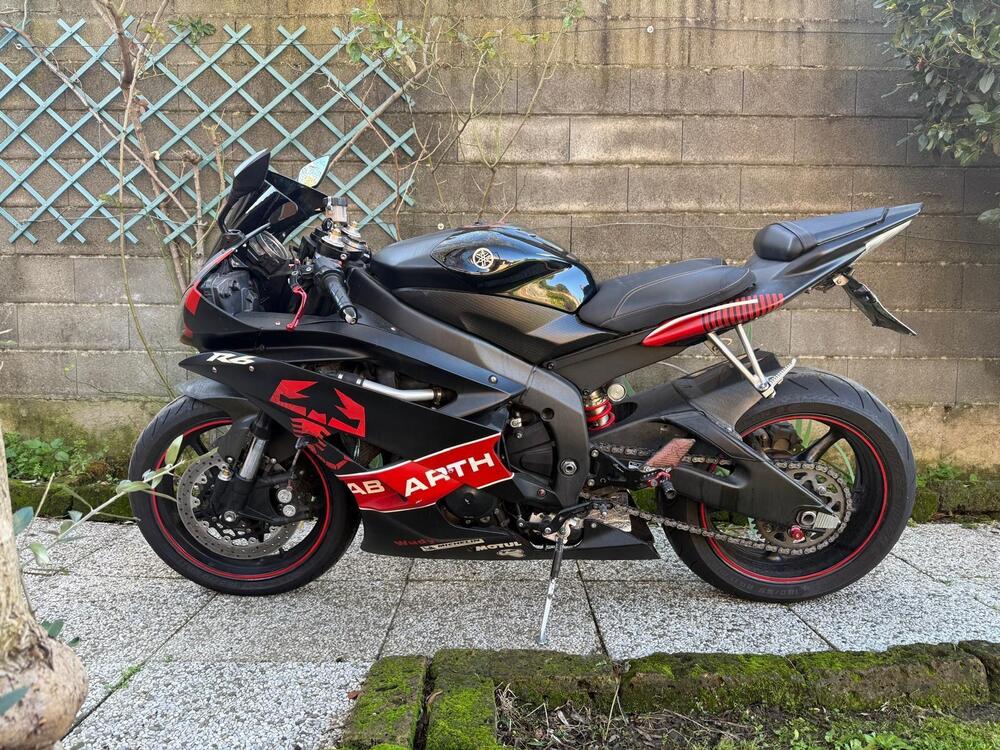 Yamaha YZF R6 (2006 - 07) (7)