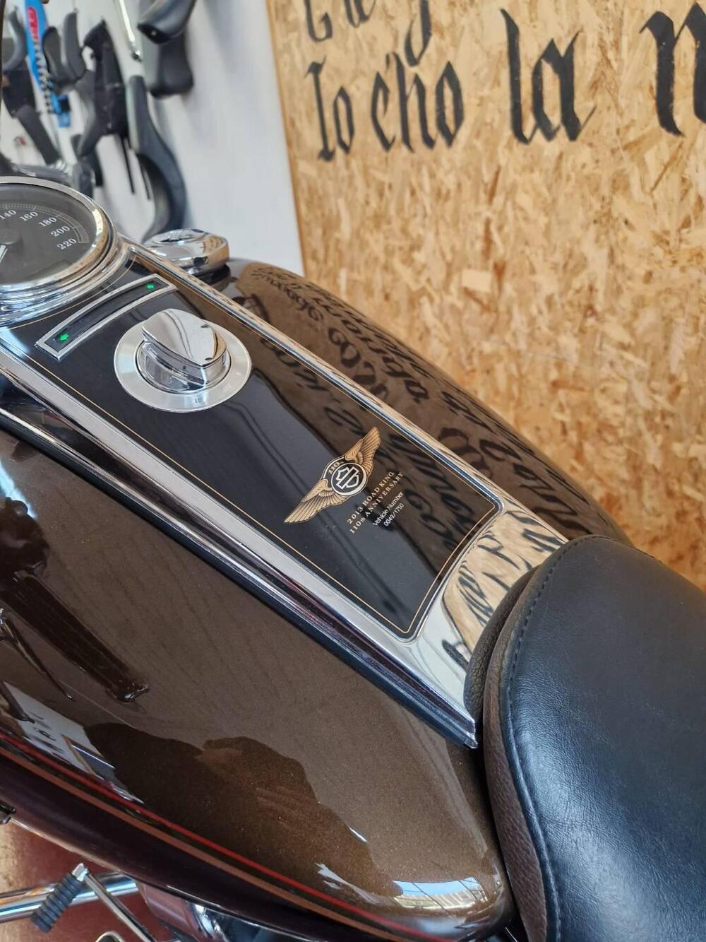 Harley-Davidson 1690 Road King (2013 - 16) - FLHR (9)