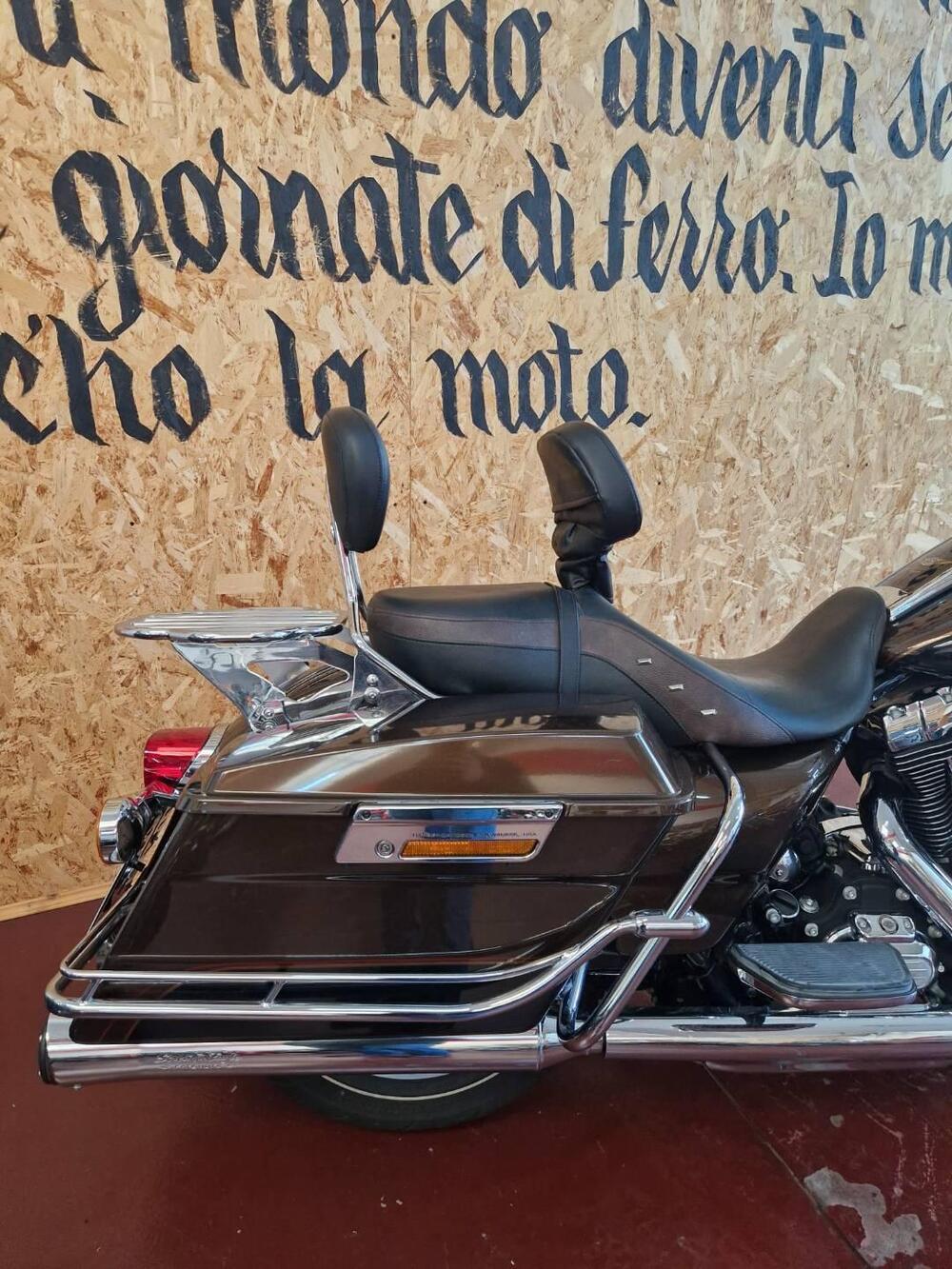 Harley-Davidson 1690 Road King (2013 - 16) - FLHR (15)