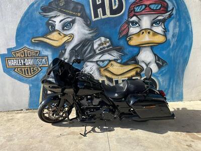 Harley-Davidson Road Glide ST (2022 - 23) usata