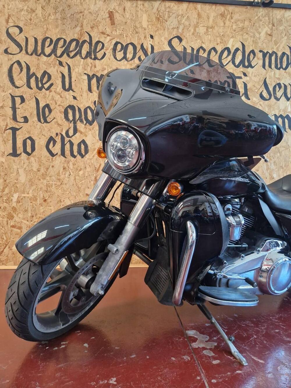 Harley-Davidson 107 Street Glide Special (2017 - 19) - FLHXS (6)