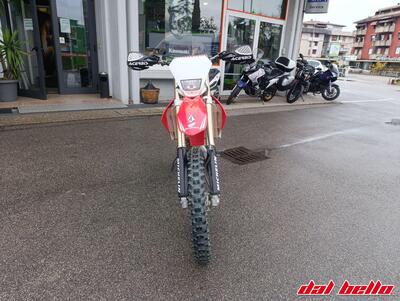 HM CRE F 300 R (2012 - 13) usata