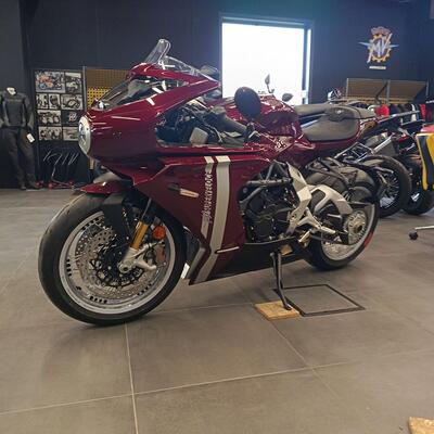MV Agusta Superveloce 800 98 (2023 - 25) nuova
