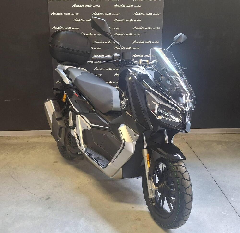 QJ Motor ATR 125 (2025 - 26) (2)