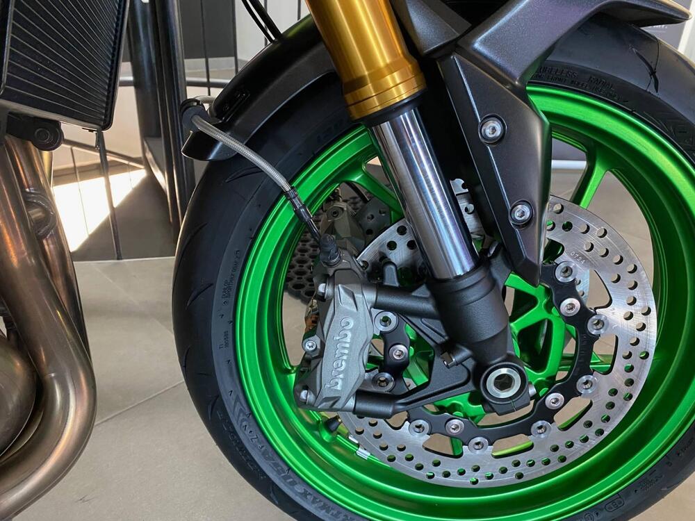 Kawasaki Z 900 SE (2025 - 26) (3)