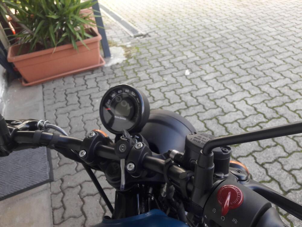 Royal Enfield HNTR 350 (2022 - 26) (12)