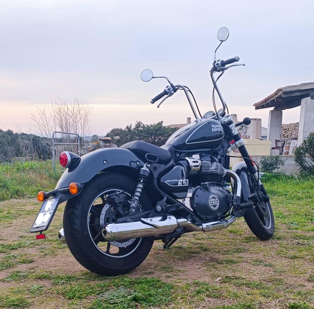 Royal Enfield Super Meteor 650 (2023 - 26) (4)