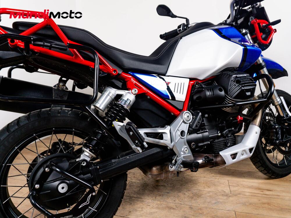 Moto Guzzi V85 TT (2024 - 26) (4)