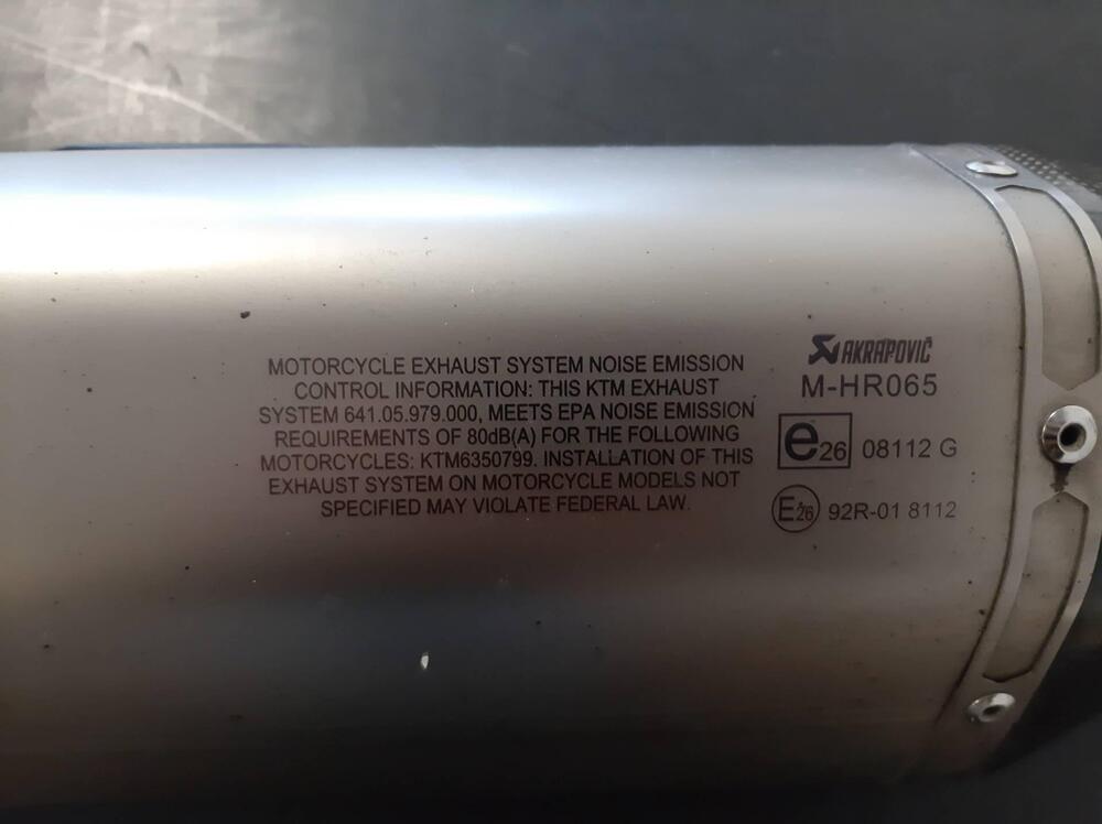 AKRAPOVIC DUKE 790 201-2020 (5)