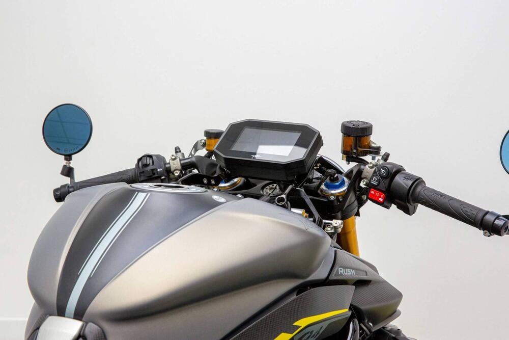 MV Agusta Rush 1000 (2021 - 22) (18)