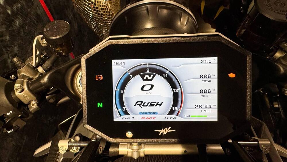 MV Agusta Rush 1000 (2021 - 22) (20)