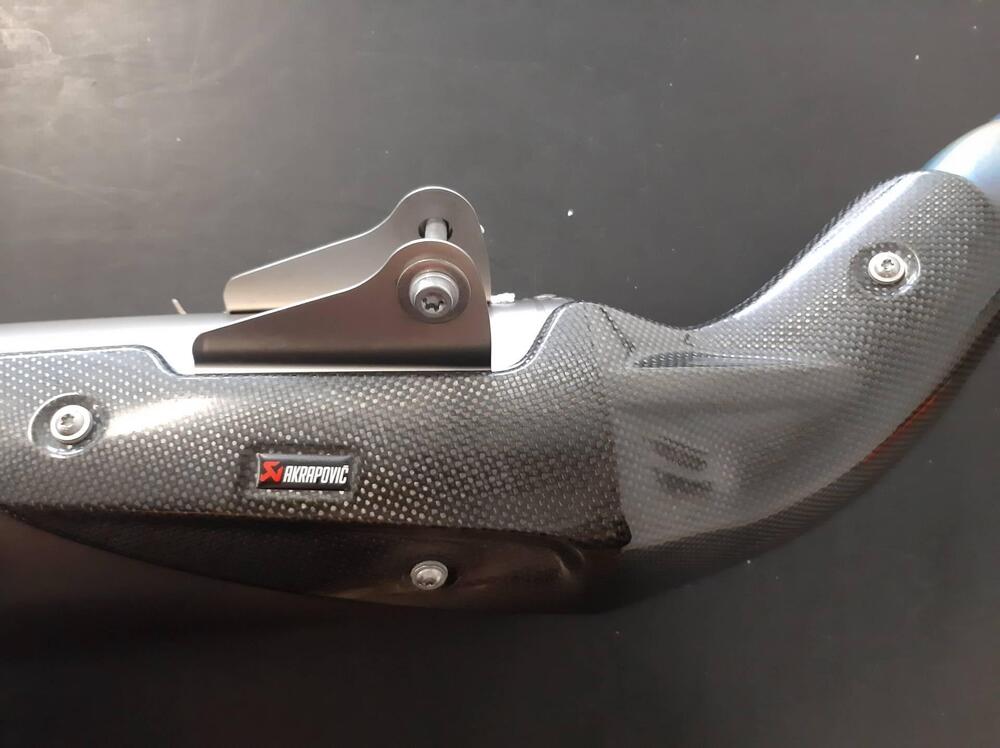 AKRAPOVIC KTM DUKE 790/890 2018-2024 (4)