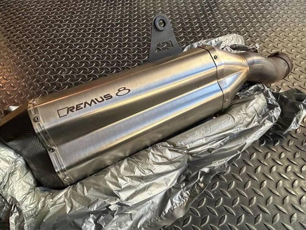 BMW R 1200 1250 GS ADV SCARICO REMUS 8 (4)