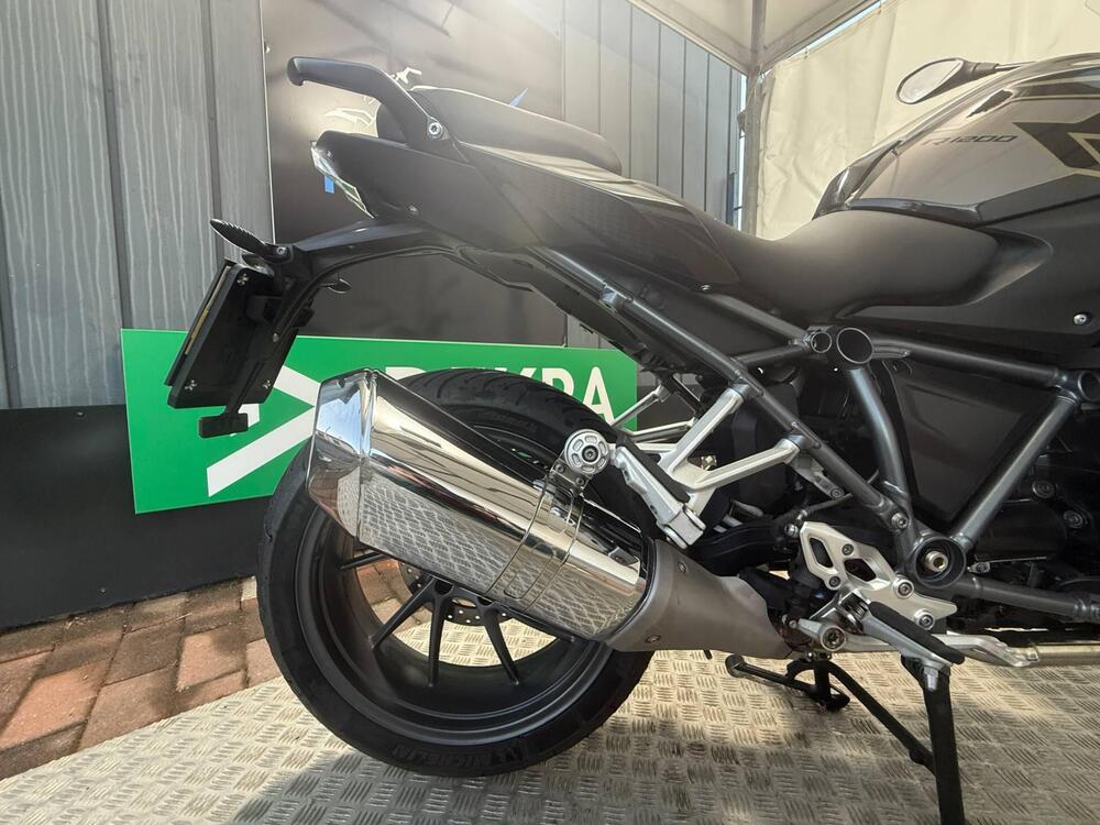 Bmw R 1200 R (2017 - 18) (8)