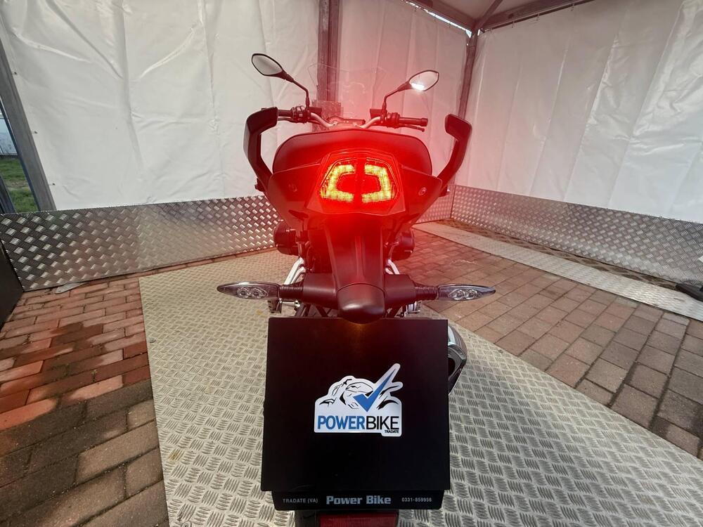 Bmw R 1200 R (2017 - 18) (16)