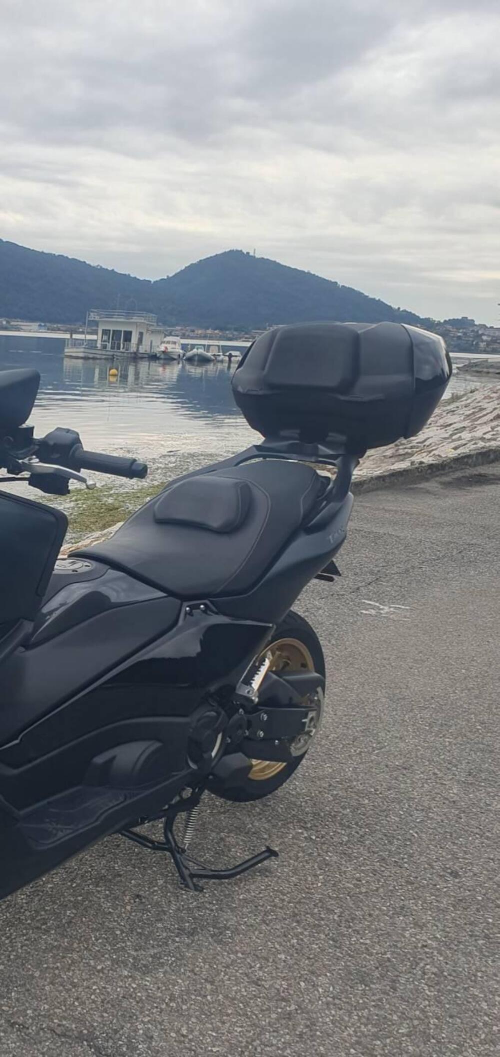 KIT PORTAPACCHI + BAULE CITY 45 YAMAHA TMAX T-MAX