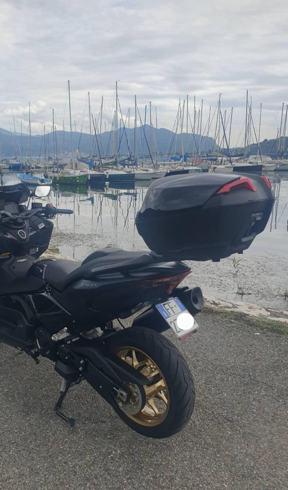 KIT PORTAPACCHI + BAULE CITY 45 YAMAHA TMAX T-MAX (4)