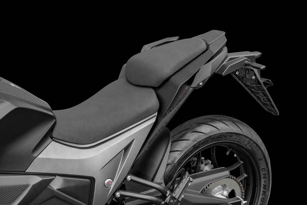 Cyclone Battlo 5S (2025 - 26) (11)