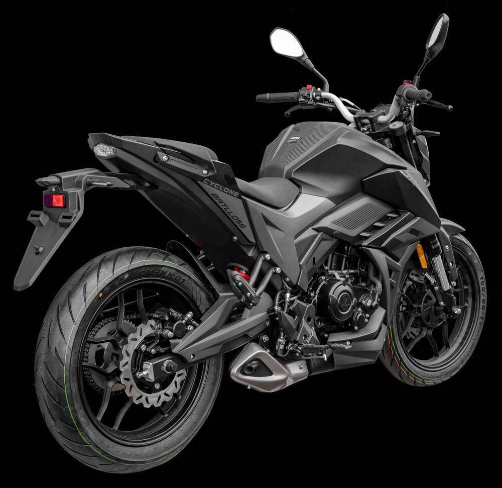 Cyclone Battlo 5S (2025 - 26) (13)