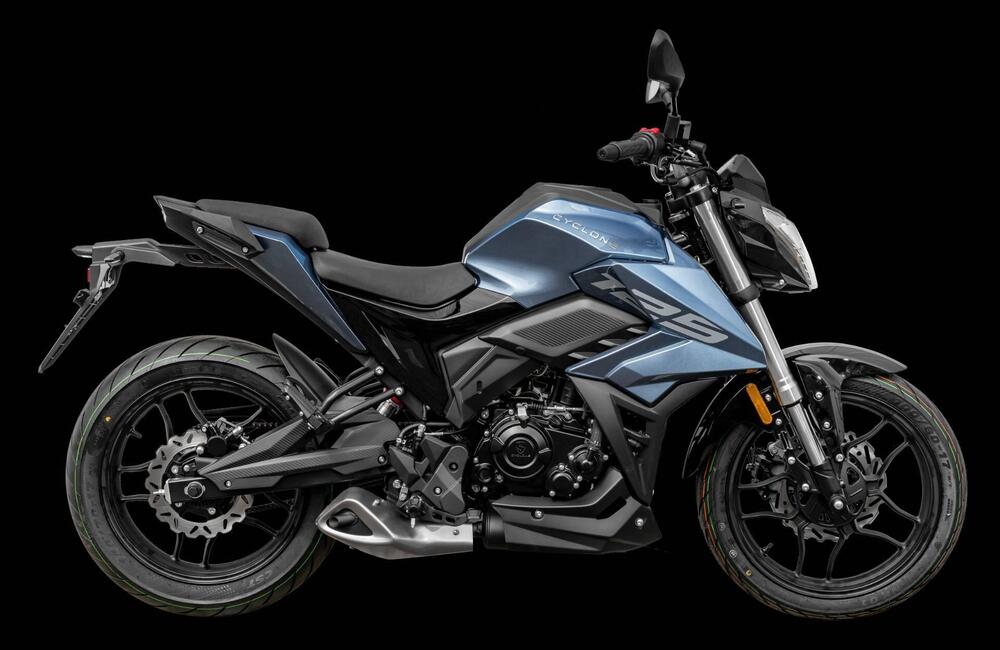 Cyclone Battlo 5S (2025 - 26) (17)