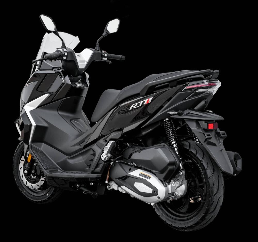 Cyclone RT1 (2025 - 26) (3)