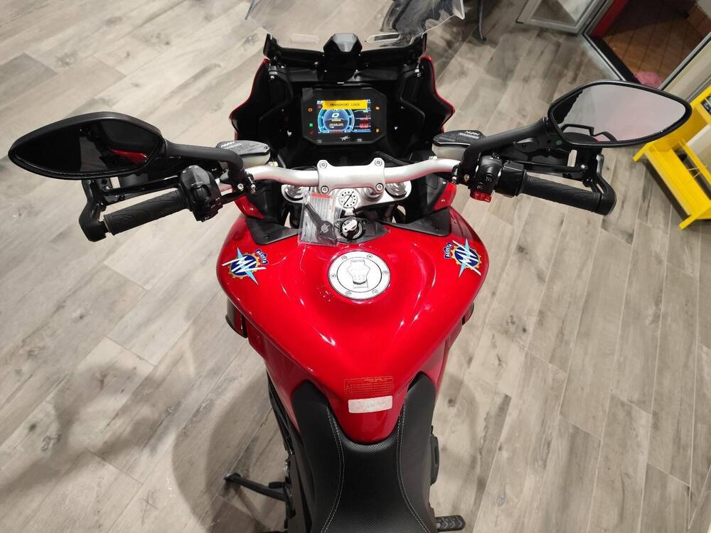 MV Agusta Superveloce 800 (2021 - 25) (10)
