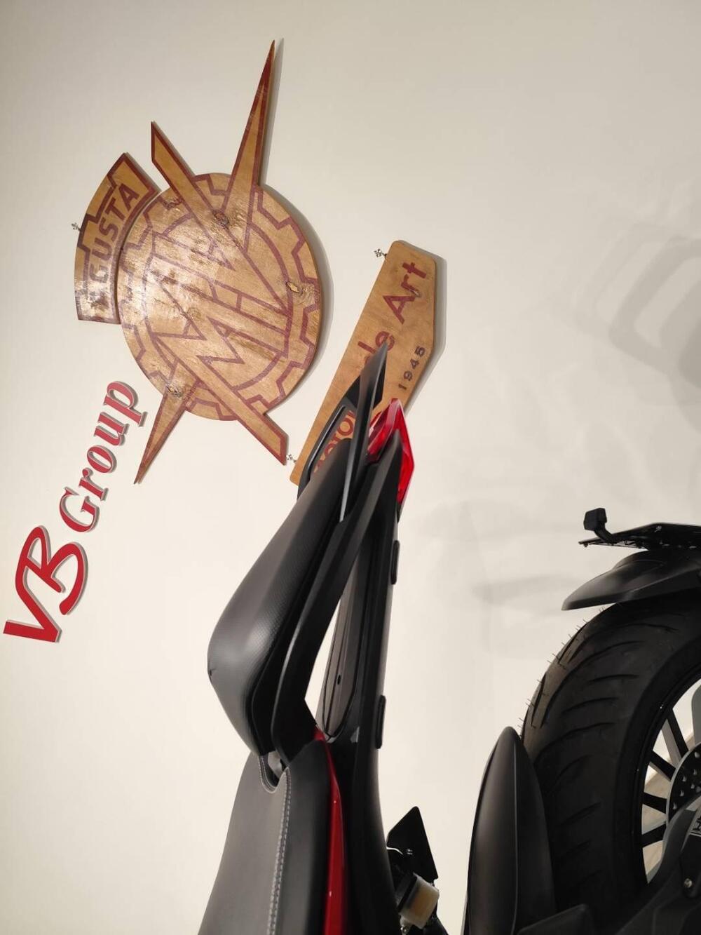 MV Agusta Superveloce 800 (2021 - 25) (12)