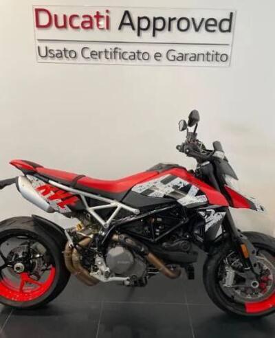 Ducati Hypermotard 950 RVE (2022 - 25) usata