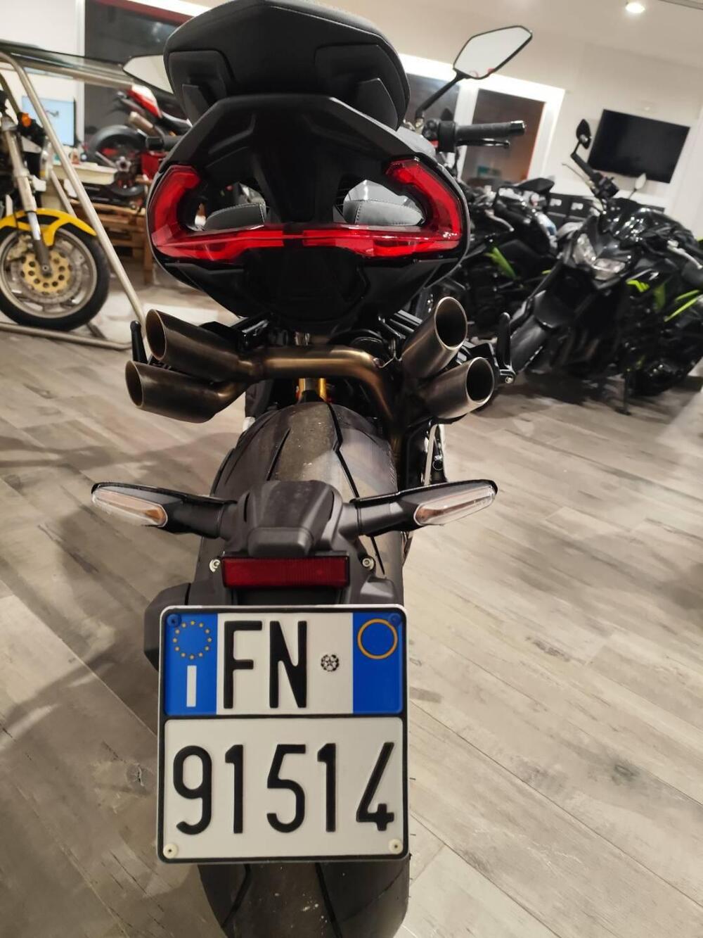 MV Agusta Brutale 1000 RS (2022 - 26) (14)