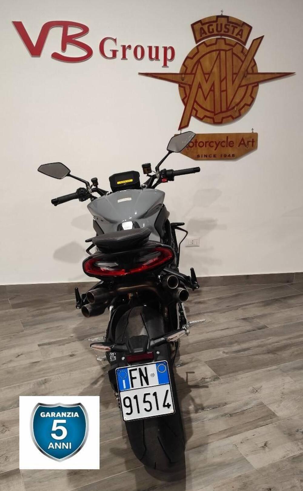 MV Agusta Brutale 1000 RS (2022 - 26) (7)