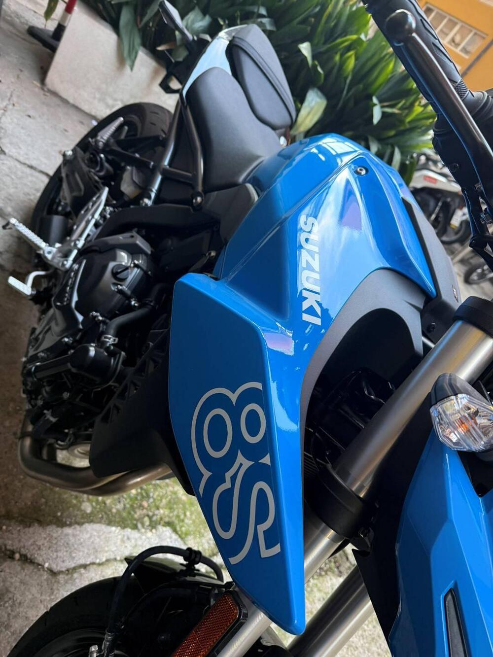 Suzuki GSX-8S (2025 - 26) (7)