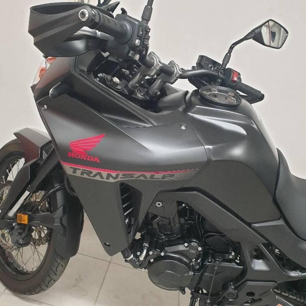 Honda Transalp XL750 (2023 - 24) (2)