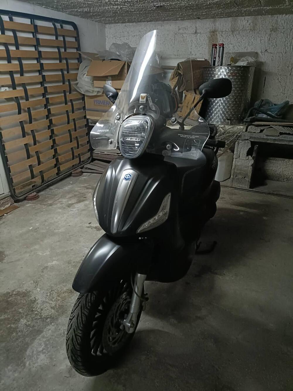 Piaggio Beverly 300 S i.e. (2015 - 16) (3)