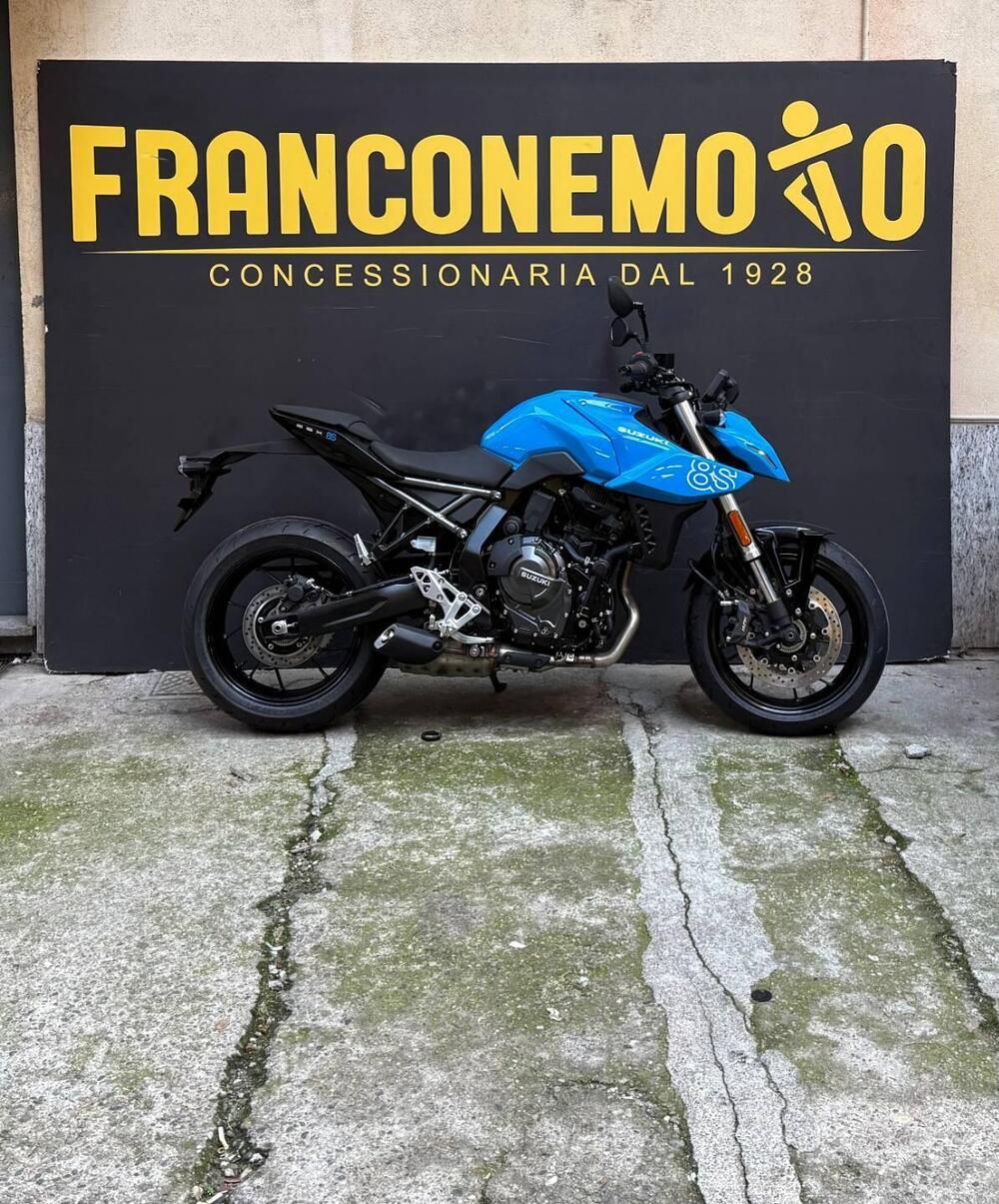 Suzuki GSX-8S (2025 - 26) (2)
