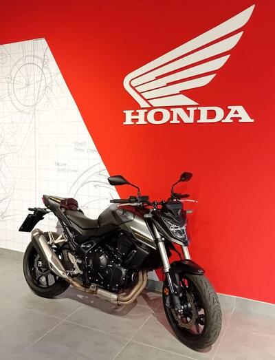 Honda CB 750 Hornet (2023 - 24) usata