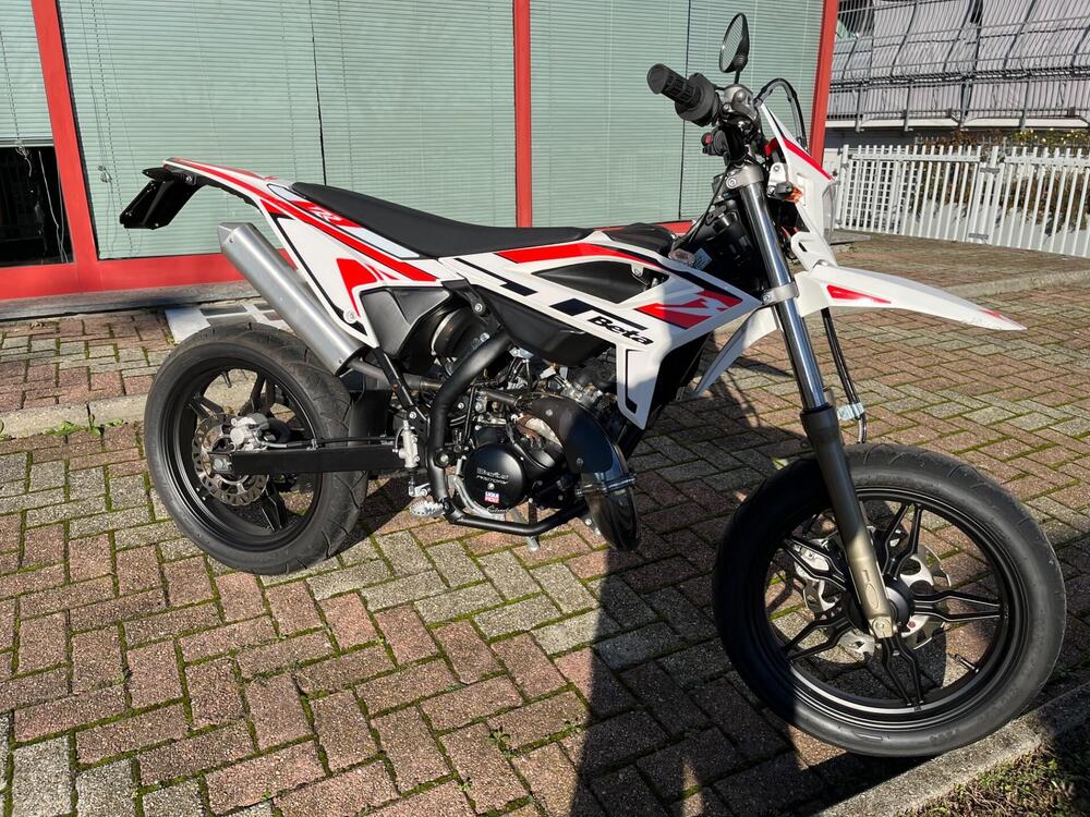 Betamotor RR 50 Motard (2021 - 26) (2)