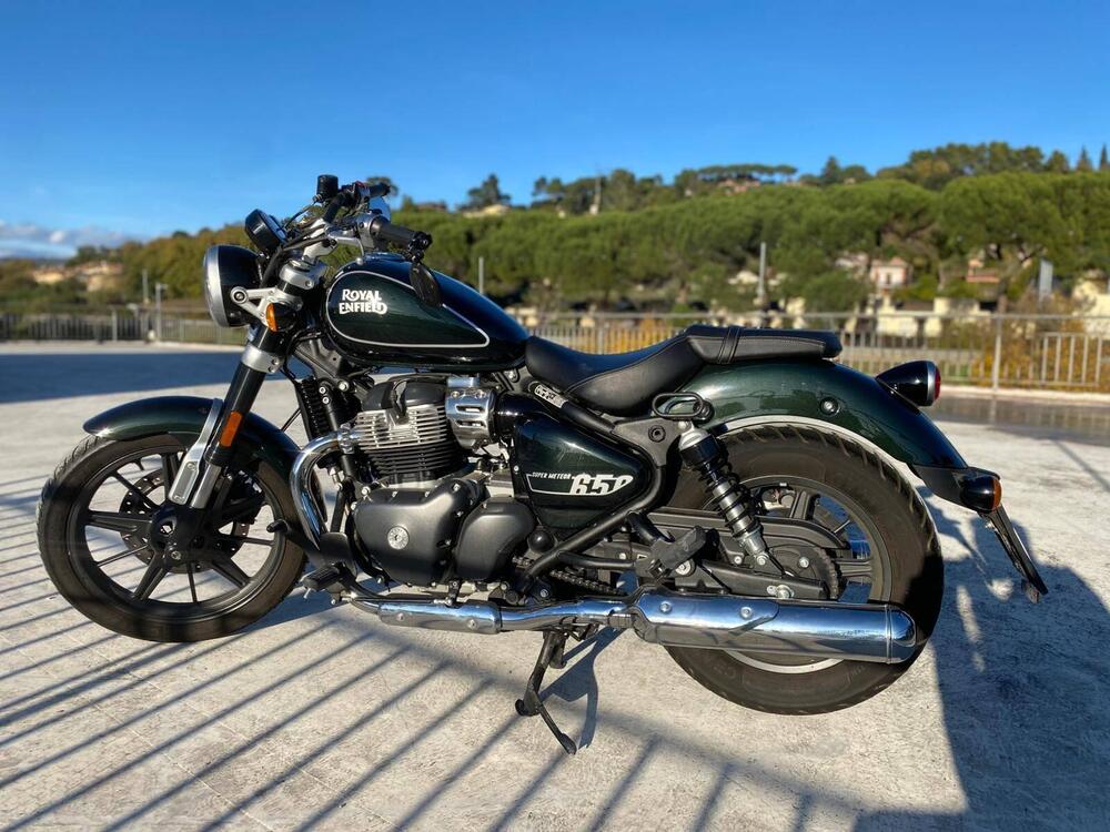 Royal Enfield Super Meteor 650 (2023 - 26) (3)