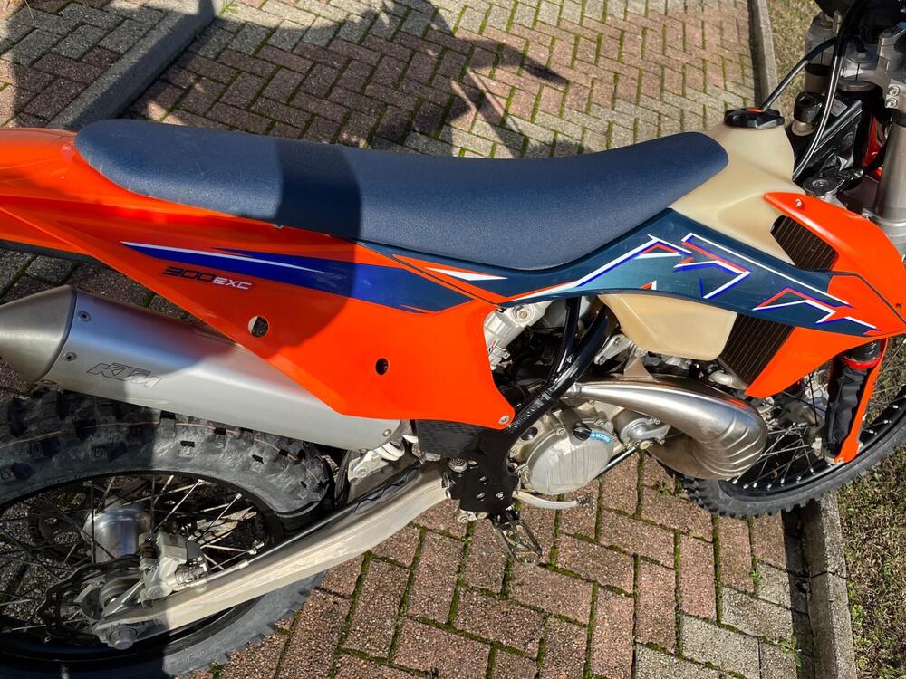 KTM 300 EXC E TPI (2022) (14)