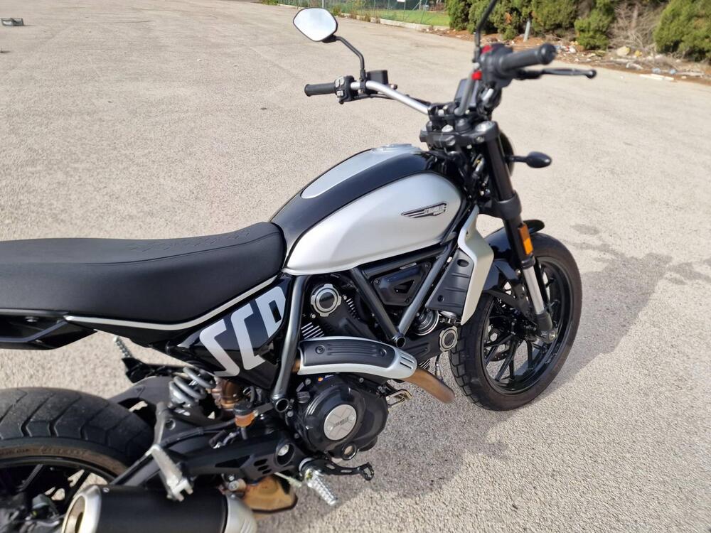 Ducati Scrambler 800 Icon (2023 - 24) (4)
