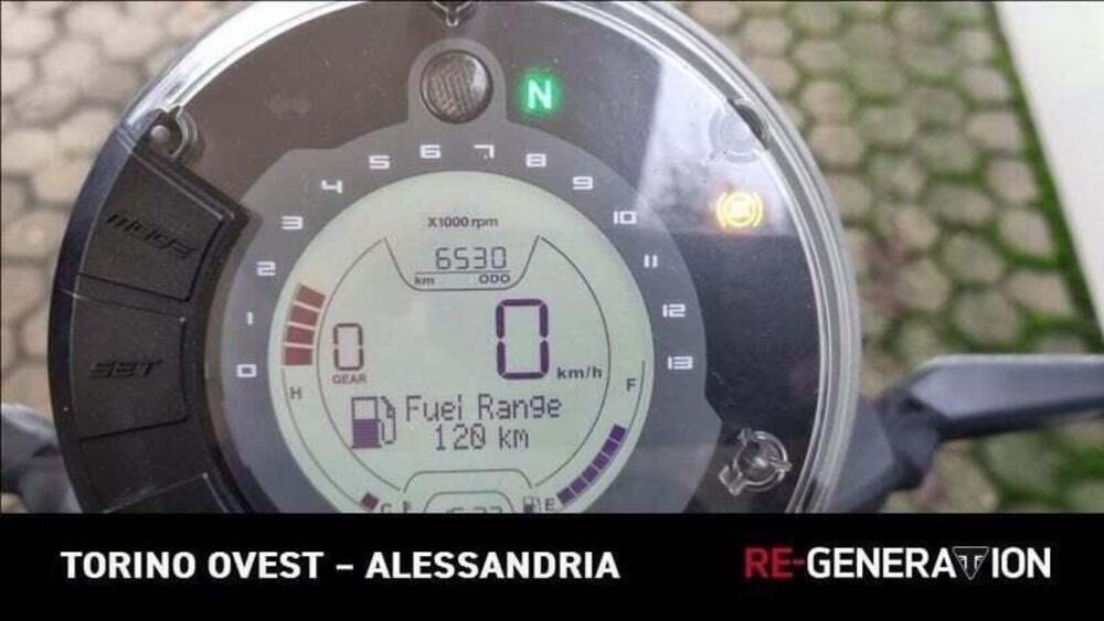 Husqvarna Svartpilen 401 (2020) (6)