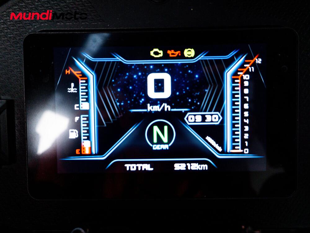 QJ Motor SRT 700 X (2024 - 25) (12)