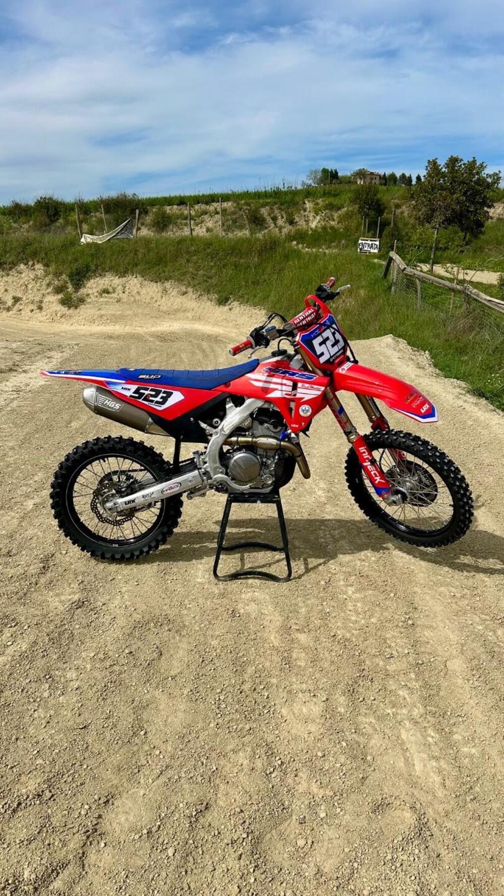Honda CRF 250 R (2025) (2)