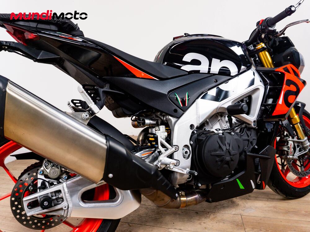 Aprilia Tuono V4 Factory (2025) (4)